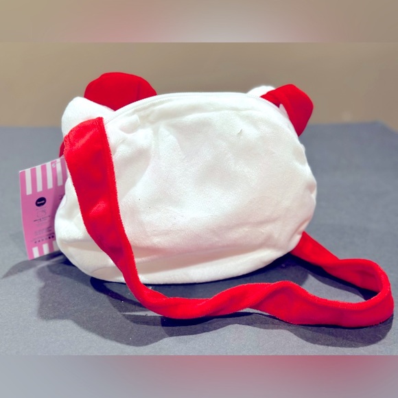 Hello Kitty Plush Red Bow 9in Head Cross Body Bag with Furry Red Strap - Picture 3 of 8